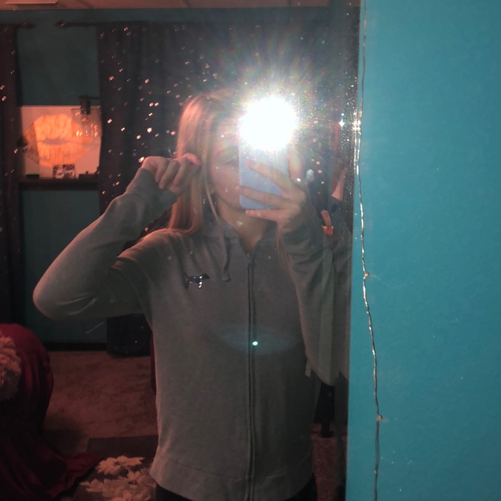 grey zippie from pink!